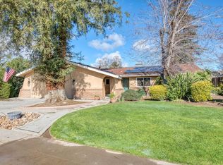 1073 Menlo Ave, Clovis, CA 93612