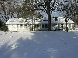 180 Franklin Dr photo 1
