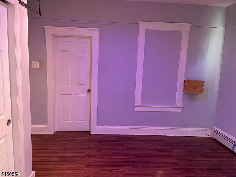 3 bed, 1.0 bath, $2,350 — Photo 3