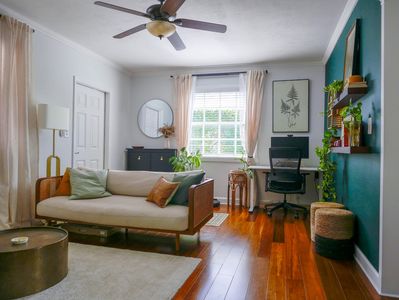 2945 SW 25th St, Miami, FL, 33133