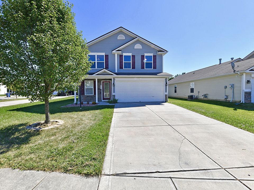 1st image of 15528 Sandlands Cir