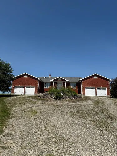 311567 16th Line Photo 1