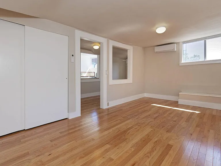 5807 Lawton Ave #UPPER — Photo 5