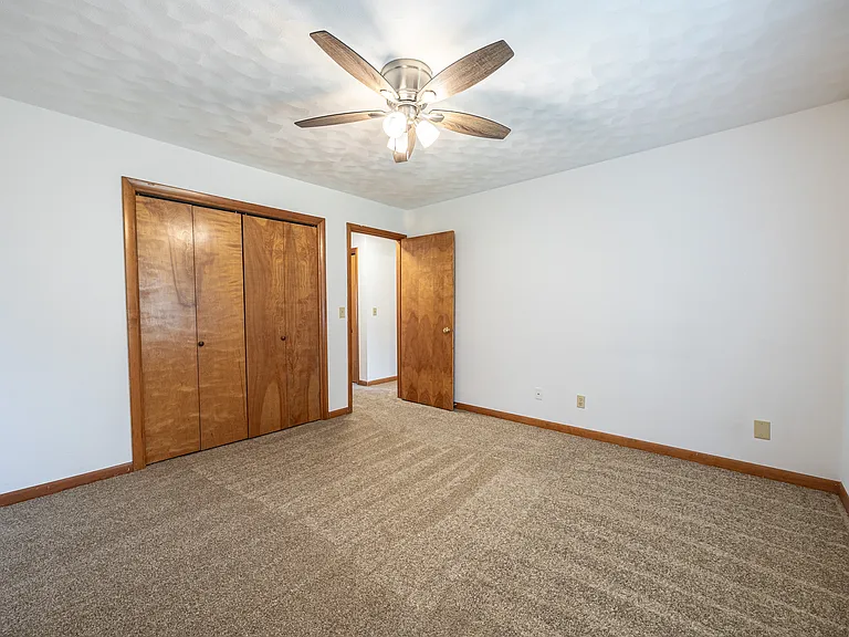 280 Lee Ct — Photo 18