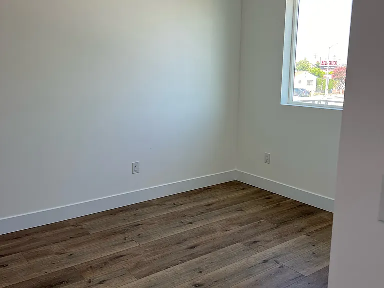 6040 Gage Ave #4 — Photo 4