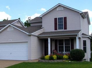614 New Hampton Dr, Wentzville, MO