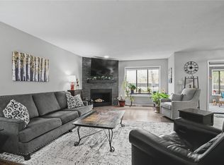 3720 Timberline Dr NE APT 2, Cedar Rapids, IA 52402