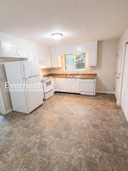 309 Nye Dr — Photo 5
