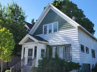 2429 W Greenfield Ave, Milwaukee, WI 53204