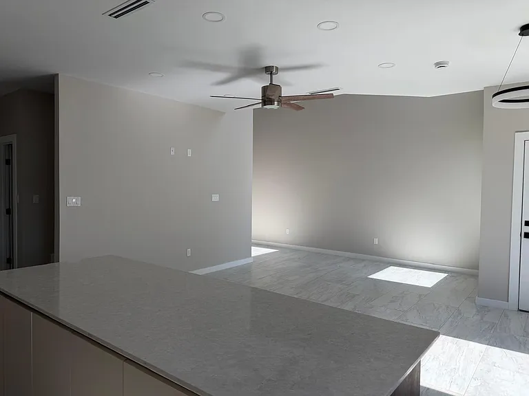 2222 Corales St #1 — Photo 6