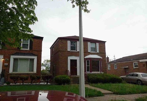 2nd image of 14515 S Edbrooke Ave