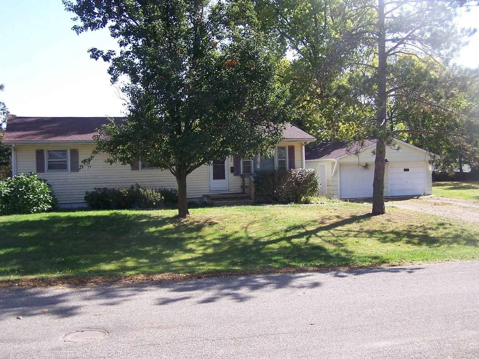 122 Larkspur Dr photo 1