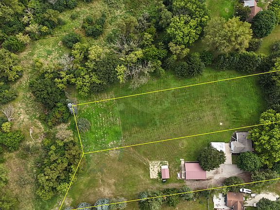 3rd image of 3225 Pinewood Rd SE