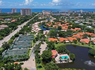 708 Reef Point Cir, Naples, FL 34108