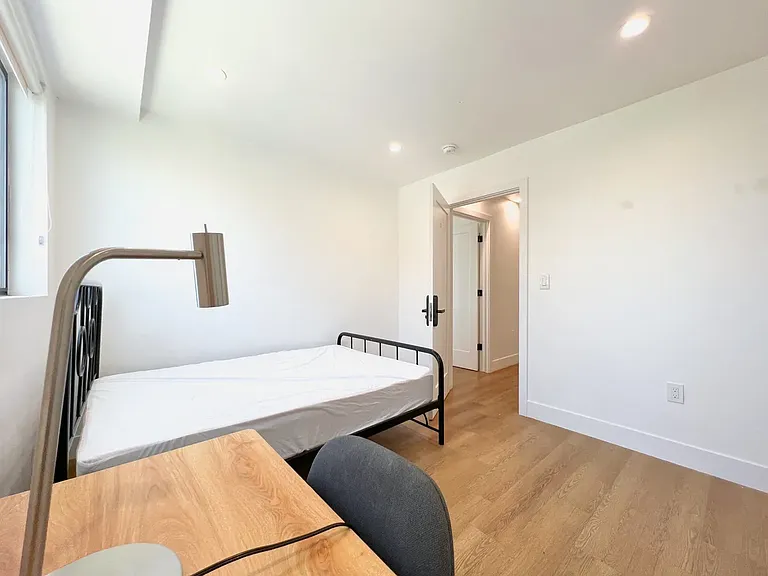 3098 S Normandie Ave #9 — Photo 14