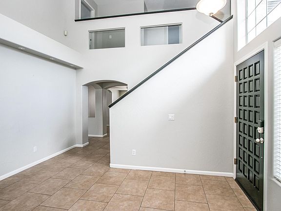 3rd image of 3534 E Kerry Ln