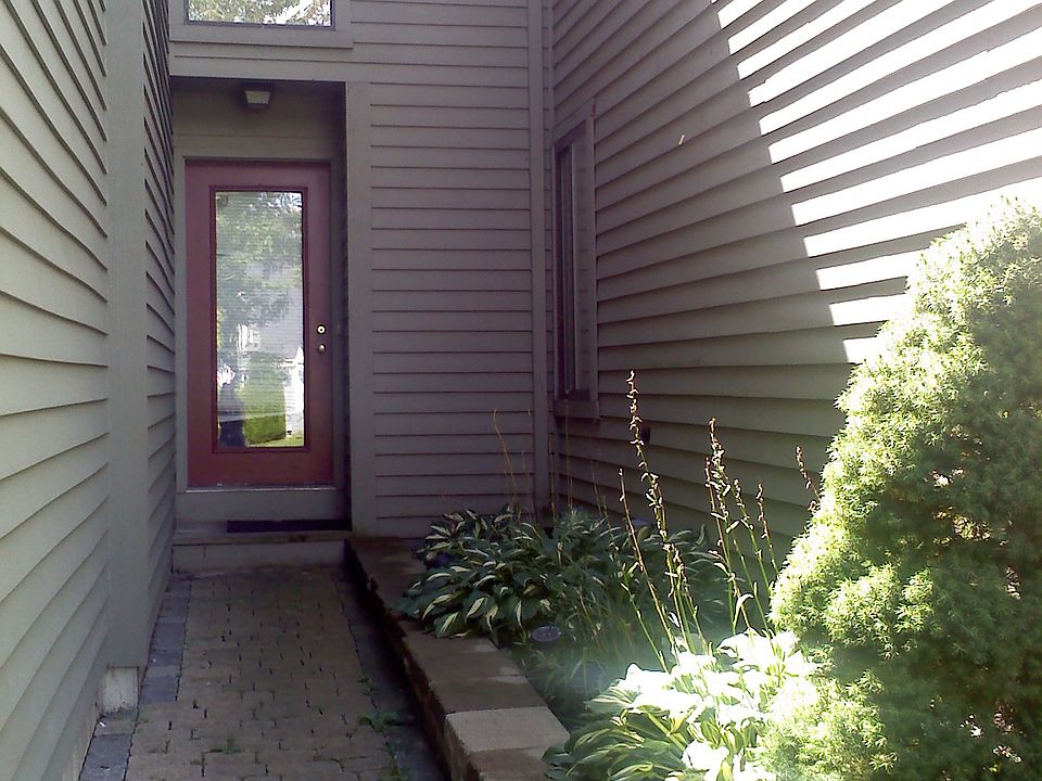 Front Walkway/ Entry Door