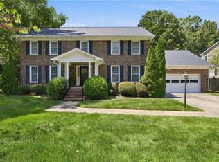 2019 La Dora Dr, High Point, NC 27265