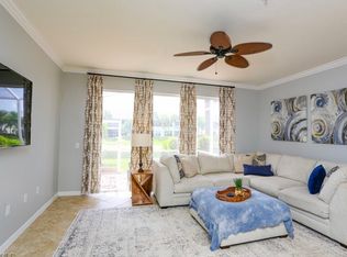 960 Hampton Cir, Naples, FL 34105