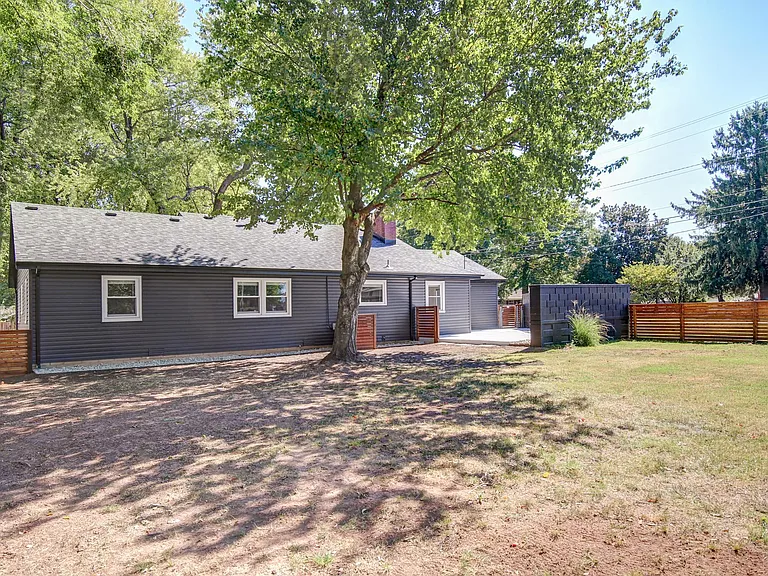2751 S Wallis Smith Blvd — Photo 28