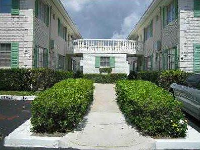 1st image of 1851 NE 62nd St APT 607