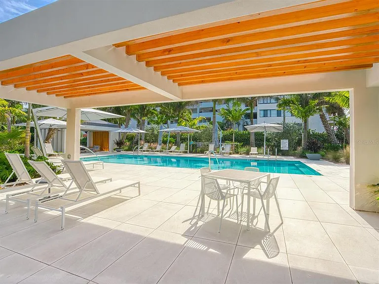 1511 Gulf Of Mexico Dr #201 — Photo 35