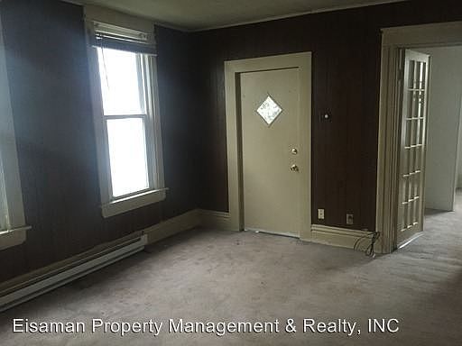 2nd image of 654 5th St