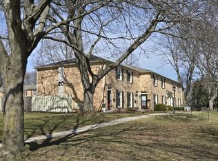 2472 Abbington Dr SE, Grand Rapids, MI