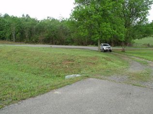 689 Chestua Rd, Madisonville, TN 37354