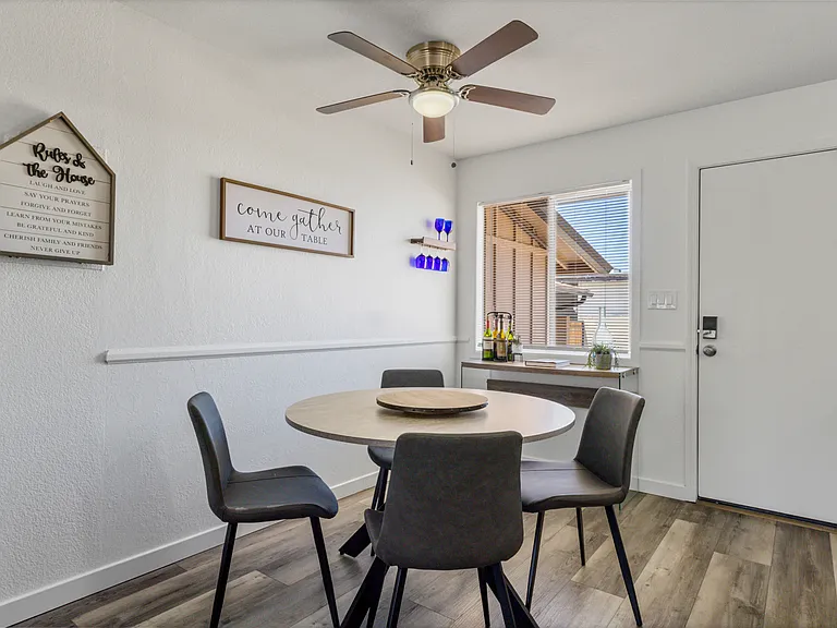 1502 W Shangri La Rd #2 — Photo 16