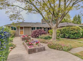 22017 11th Ave S, Des Moines, WA 98198