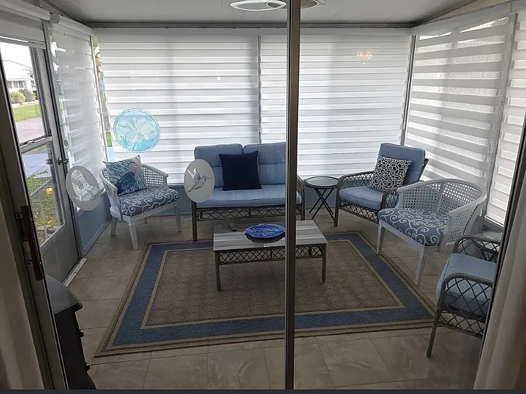 1510 Ariana St — Photo 7