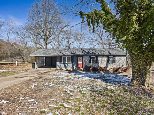 302 NW 17th St, Atkins, AR 72823