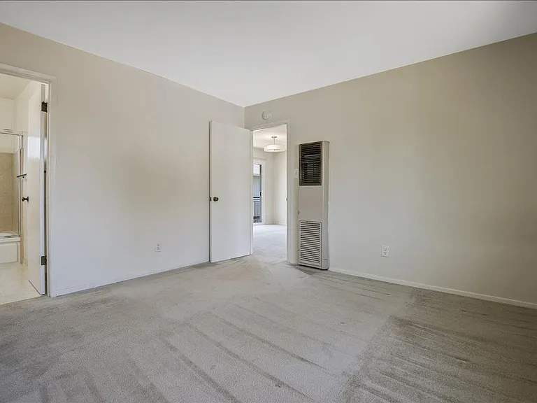 254 College Ave Palo Alto near Evergreen Park — Photo 3