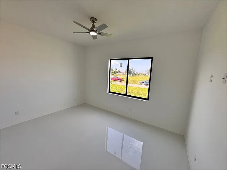 4121 NW 22nd St — Photo 11