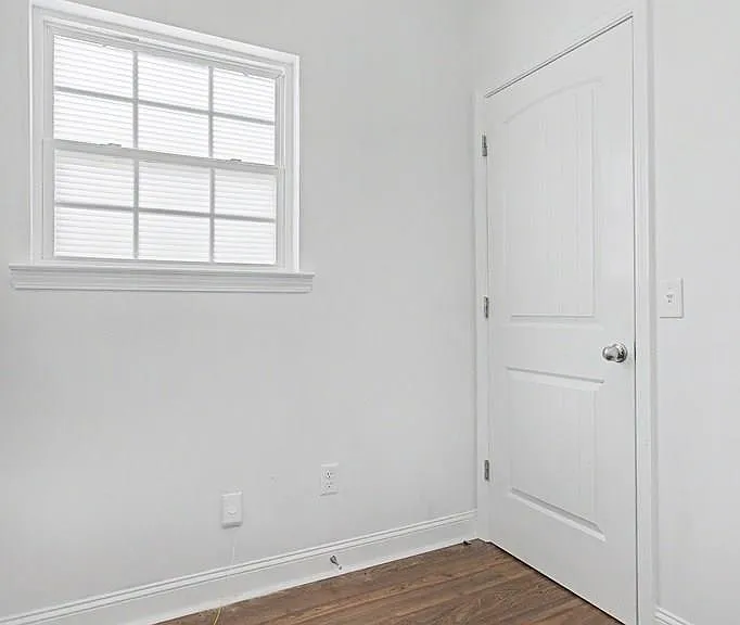 390 Fairview Cir — Photo 14