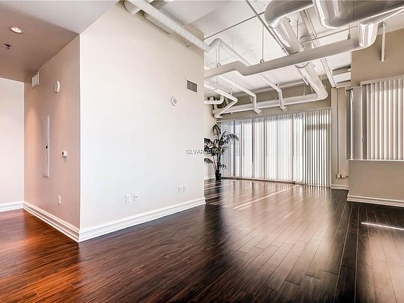 5th image of 2700 Las Vegas Blvd S Unit 404