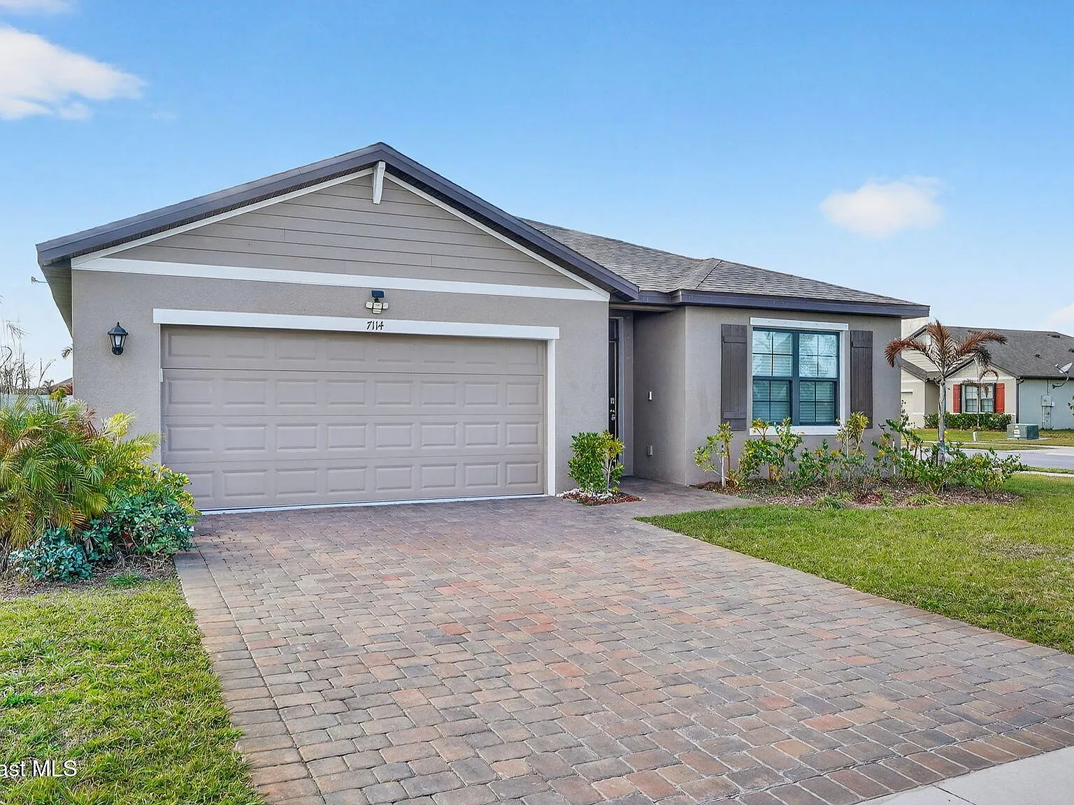 4 bed, 2.0 bath, 1830 sqft, $2,200 — Photo 4