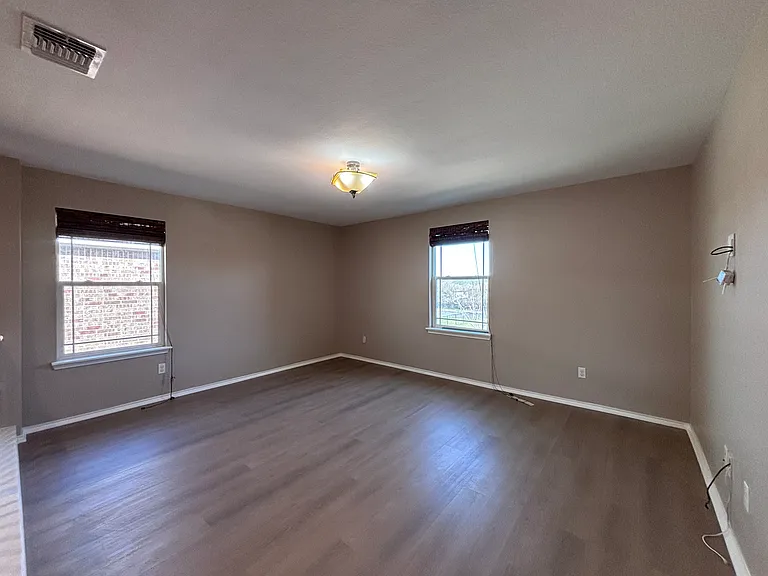 1405 Berlin Ln — Photo 27