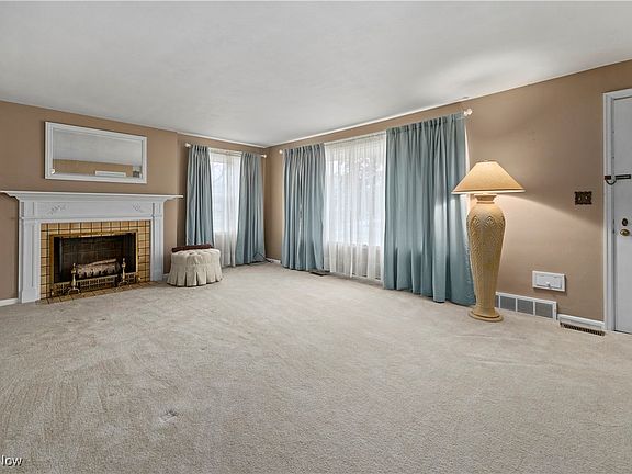 3rd image of 2259 Cleveland Blvd