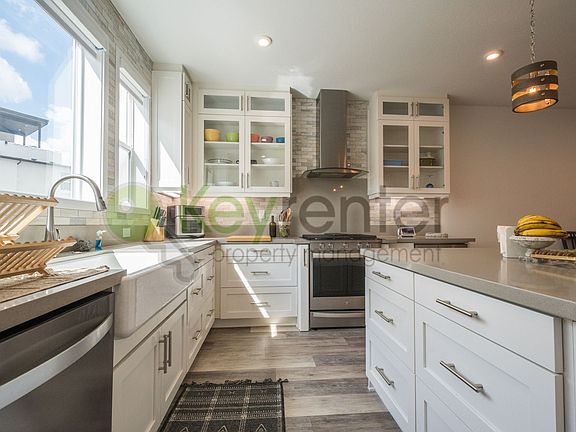 5th image of 2832 Avella Ct