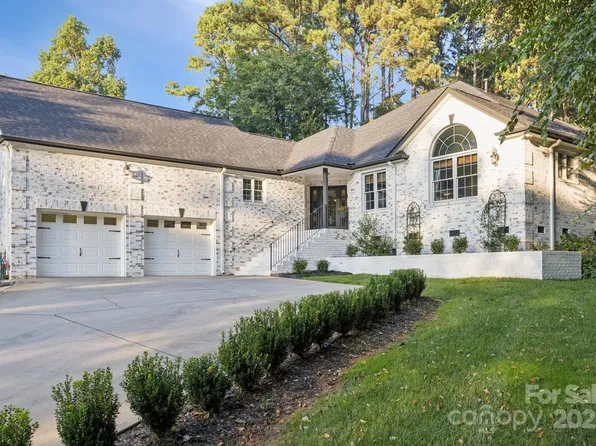 627 Beaten Path Rd, Mooresville, NC 28117
