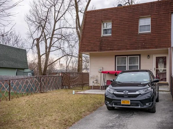 20 Sheffield Drive, Middletown, NY 10940