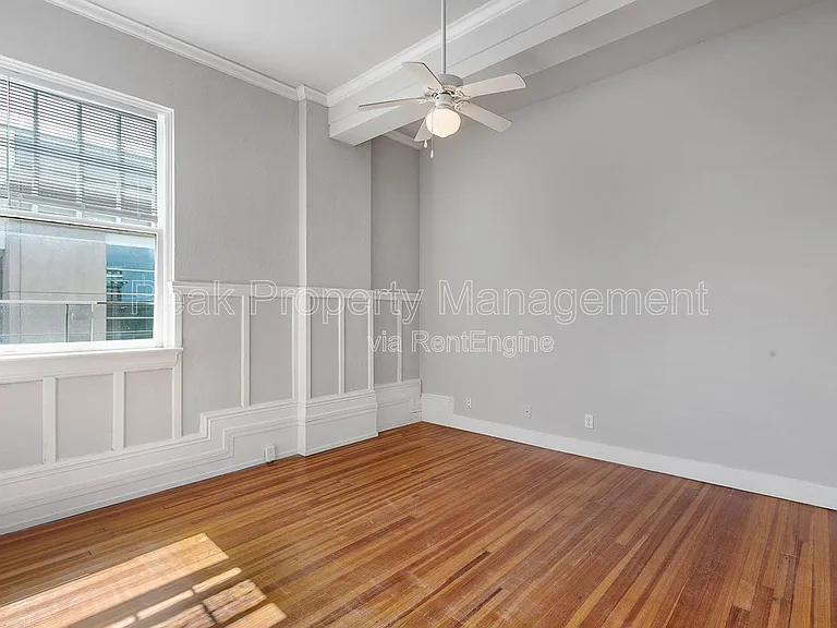 220 E Marshall St #32 — Photo 6
