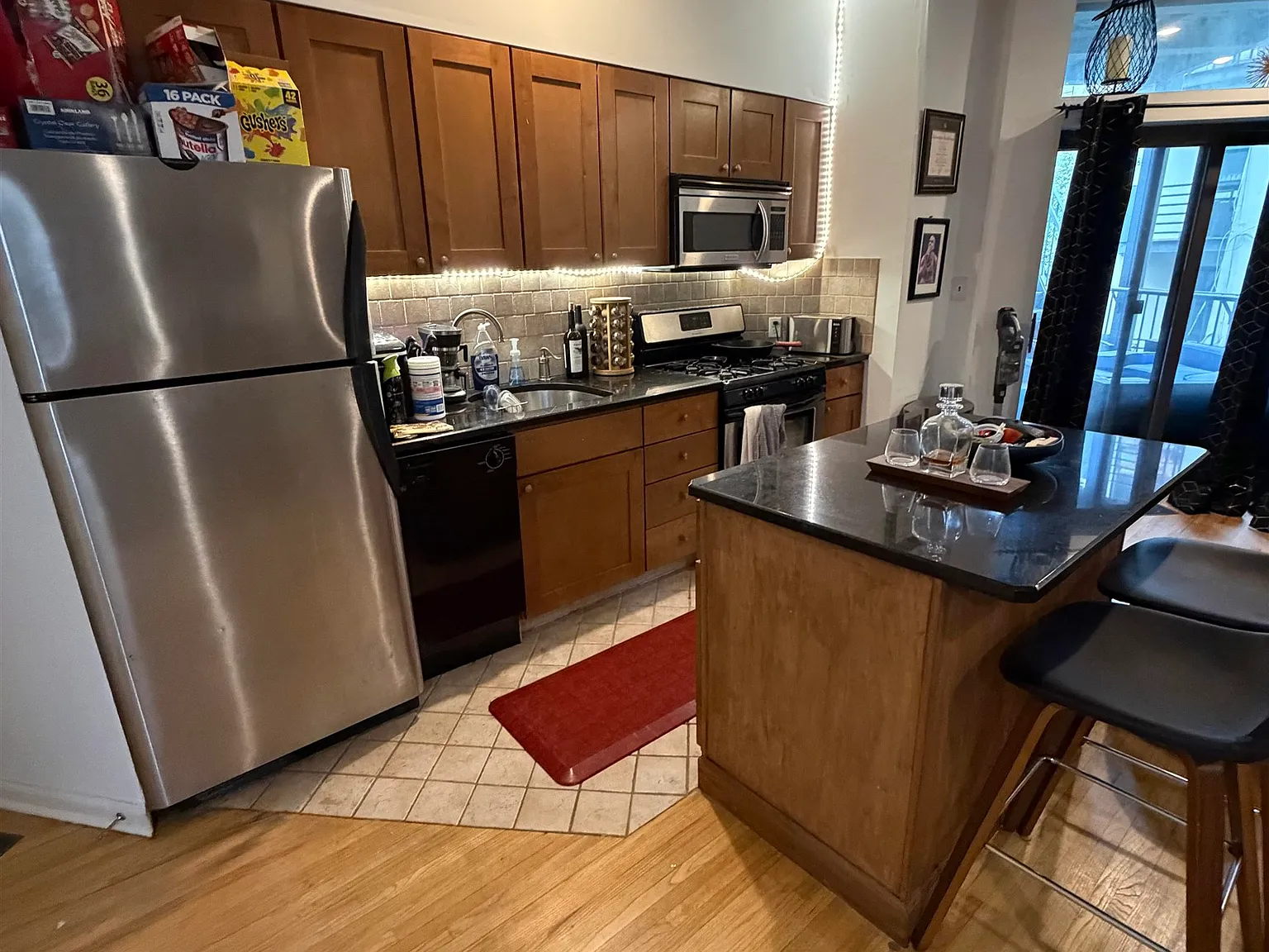Studio, 1.0 bath, 600 sqft, $2,750 — Photo 3