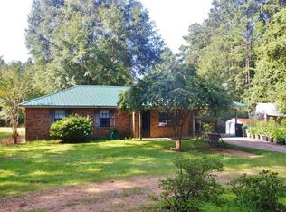 15 Alexander Ln SE, Smithdale, MS 39664