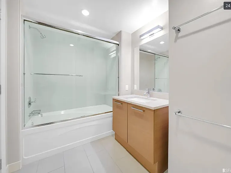 1 Hawthorne St #2J — Photo 20