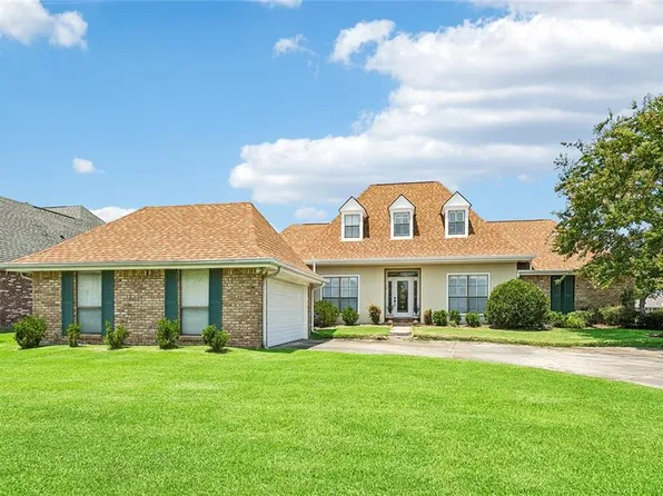 10 La Quinta Dr, Slidell, LA 70458