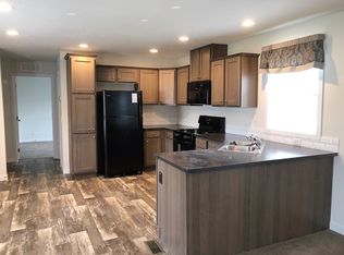 5156 W Tothill Cir #395, Sterling Heights, MI 48310