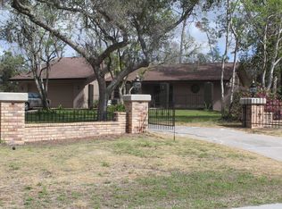 7307 Jomel Dr, Weeki Wachee, FL 34607